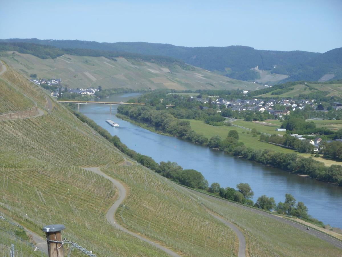 Ferienhaus Mosel Brauneberg Exterior photo